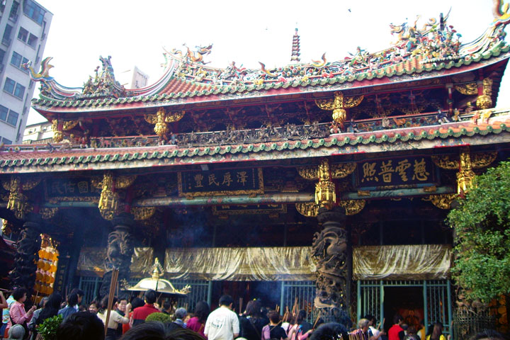 台北艋舺龙山寺 ，又称万年寺